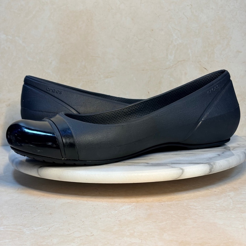 Crocs Lina Cap Toe Flat 12300 Black Patent Ballet Shoes Womens 9 Comfortable